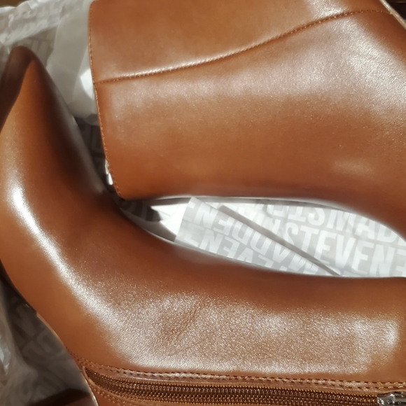 Booties - Picture 4 of 7